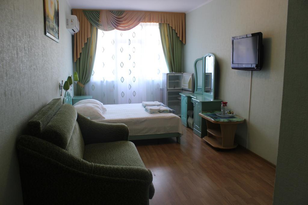 Mini-Hotel Zhemchuzhina Lazarevskoye Exterior photo